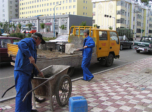 2012年我廠(chǎng)對(duì)眉山市洪雅縣某道路進(jìn)行施工改造